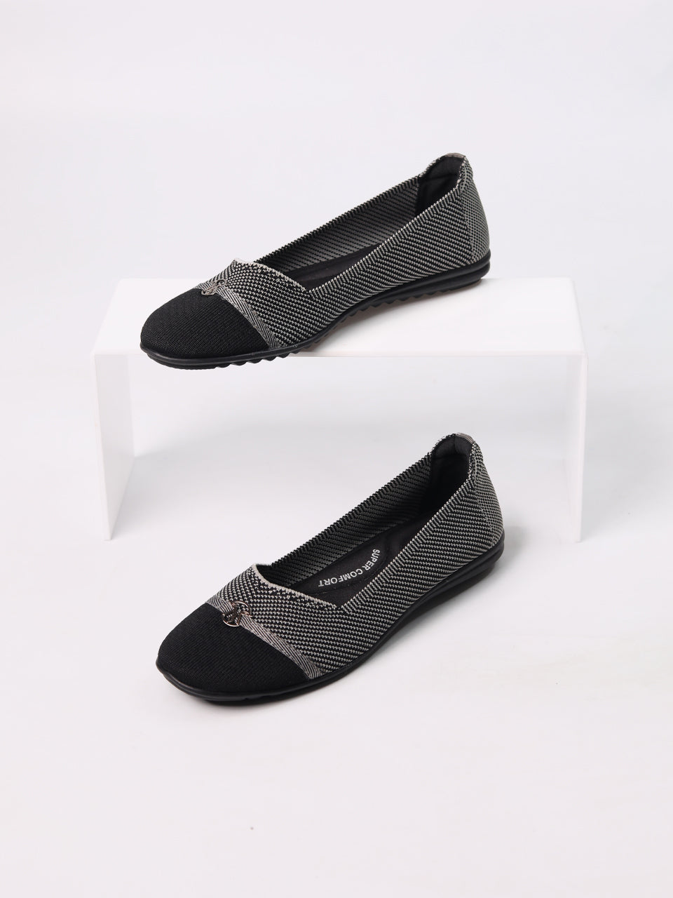 Ivy Black Flat Ballerinas